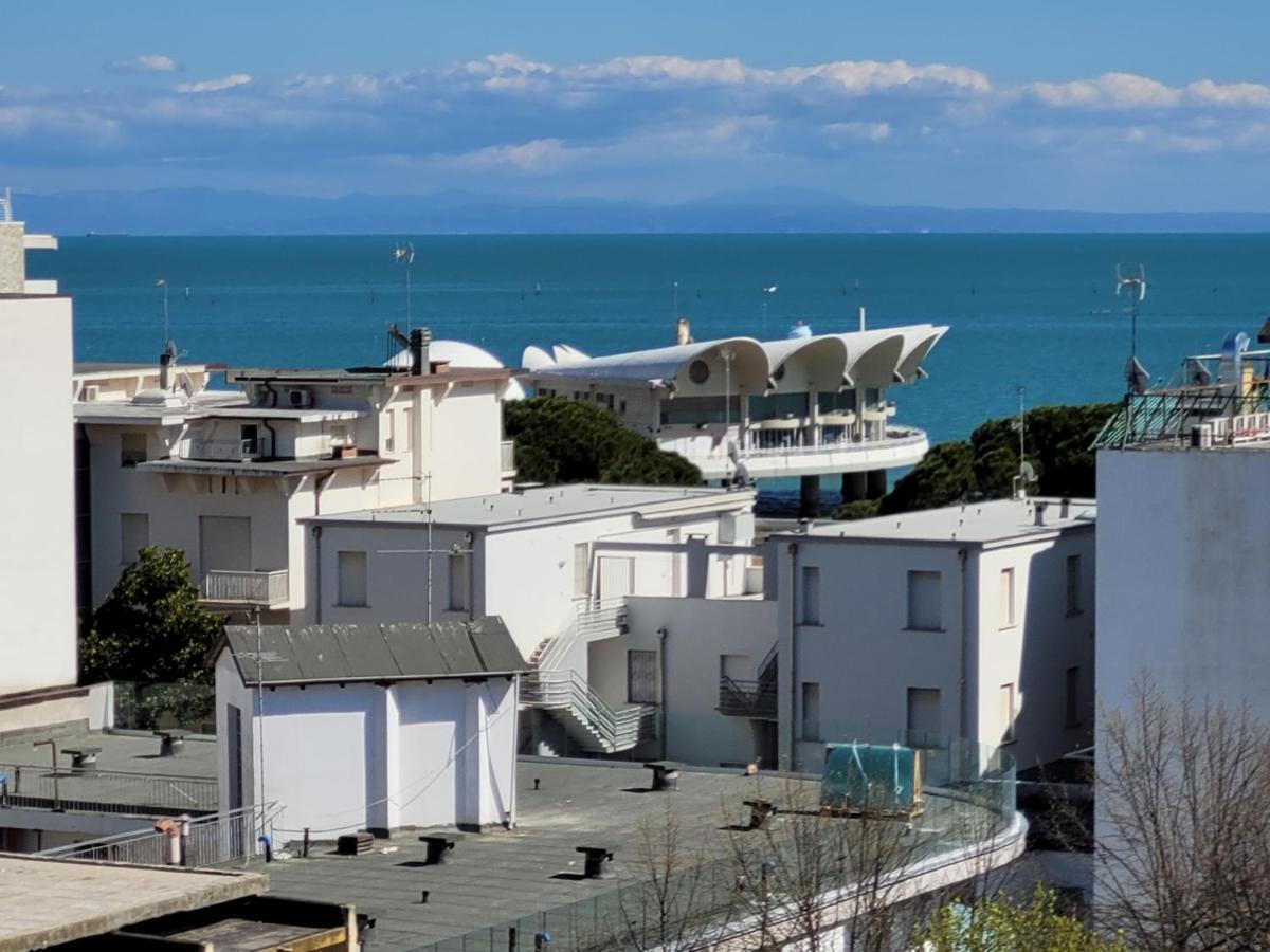 Cam 2 Sea View Apartment Lignano Sabbiadoro Dış mekan fotoğraf
