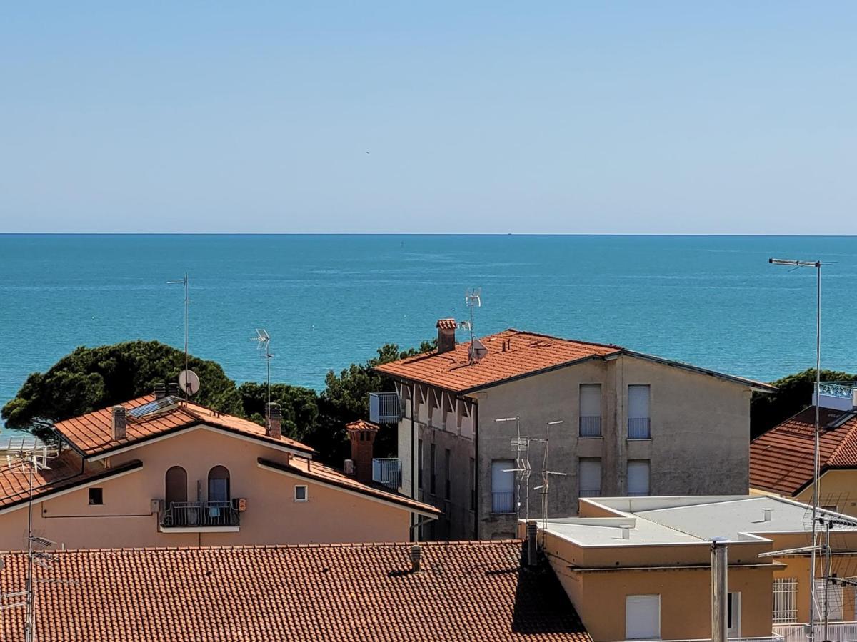 Cam 2 Sea View Apartment Lignano Sabbiadoro Dış mekan fotoğraf